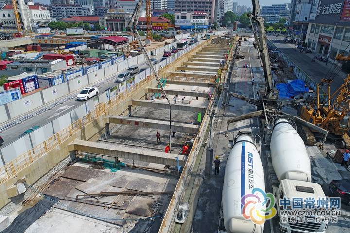 地铁1号线文化宫站主体结构完工 年底可恢复交通