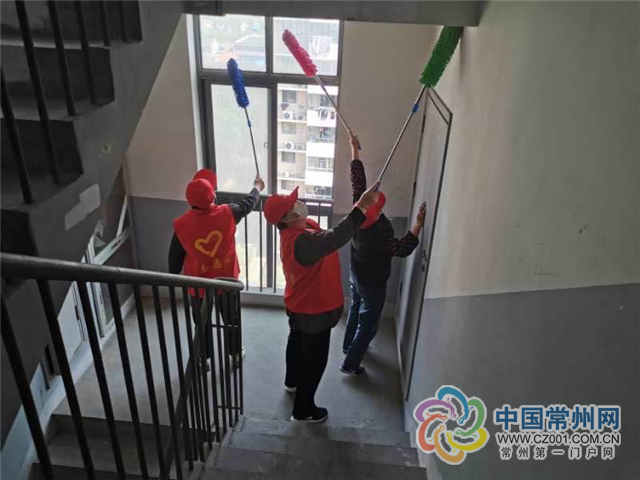 []龚家社区组织开展爱国卫生志愿服务活动