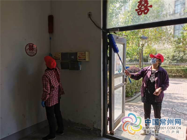 []龚家社区组织开展爱国卫生志愿服务活动