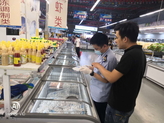 |钟楼区市场监管局紧急排查“进口冻南美白虾”