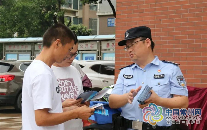 |这个“科技应用能手”，当片警也是一把好手