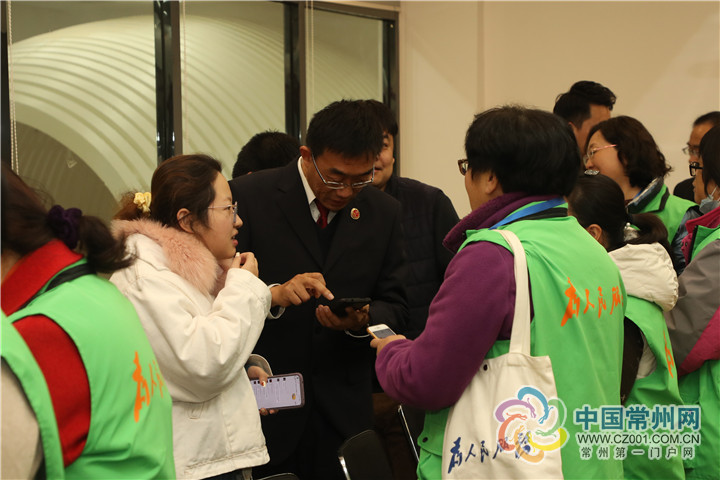 |常州：检察官送法到社区 普法到群众