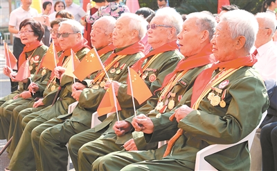 今天是你的生日，我的中国 江苏各地群众欢庆新中国七十华诞