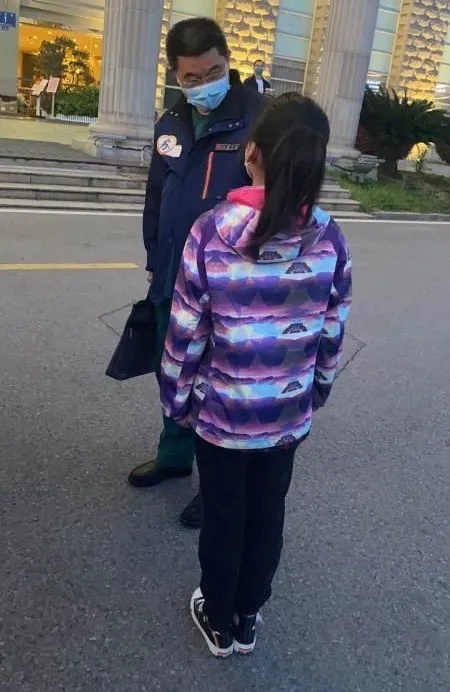 『礼物』“长大后我就成了你” 黄石11岁小女孩许下心愿，六年后南京医科大学相见……