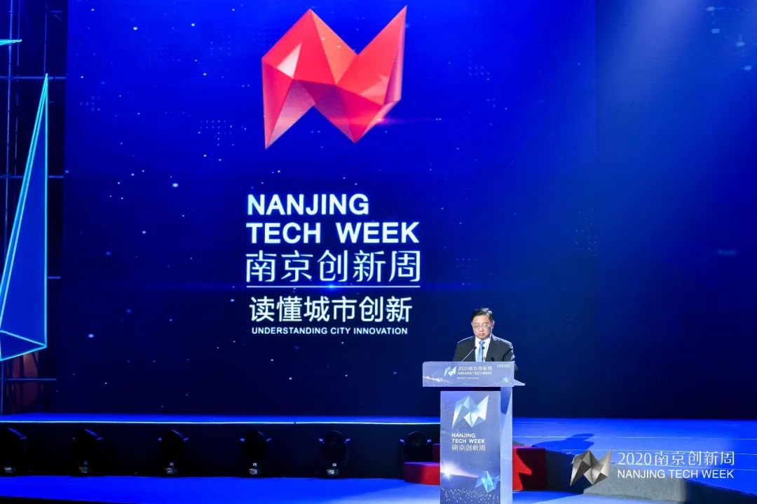 南京|增速2.2%！跻身全国城市十强！南京这创造历史的突破如何炼就？