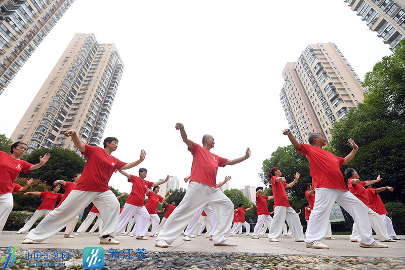 |“我眼中的全面小康”采风活动走进无锡滨湖