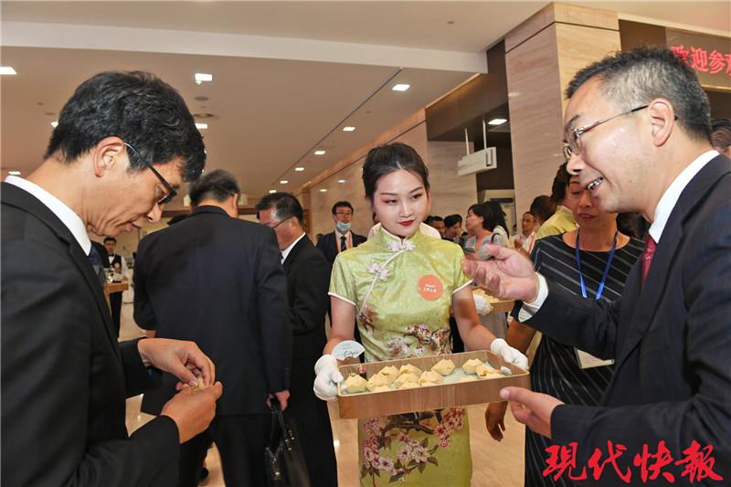 |遇见江苏非遗，近百名外国友人解锁“一口食”淮扬菜