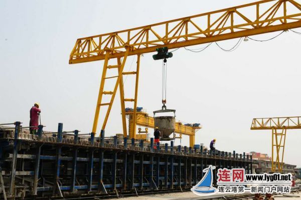 青连铁路连云港段建设提速 明年8月具备通车条