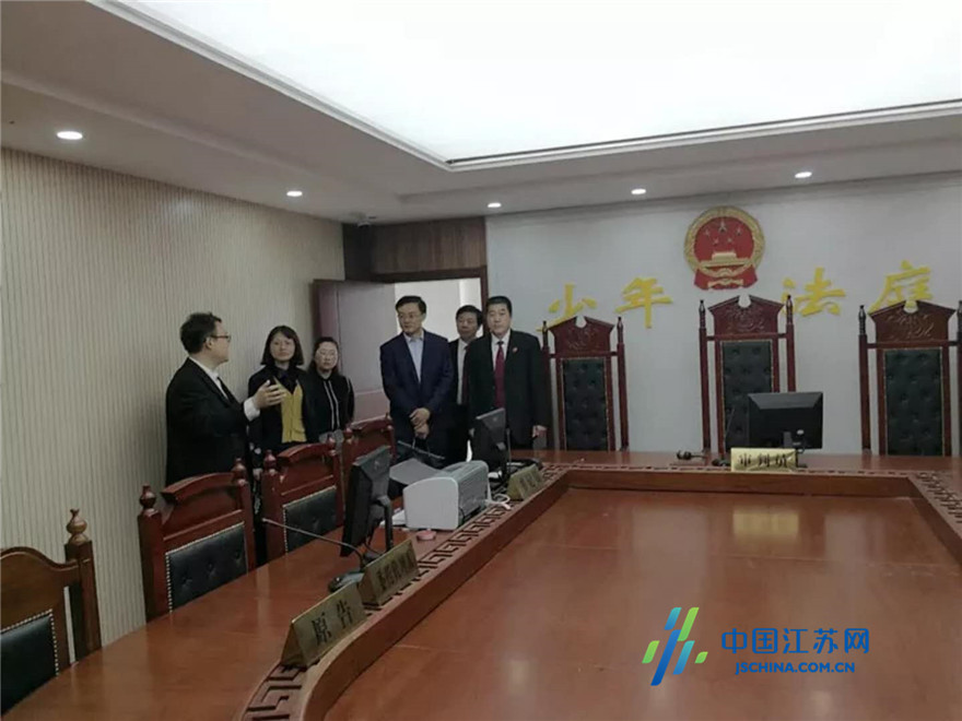 灌云县法院全方位投入推进全国青少年维权岗