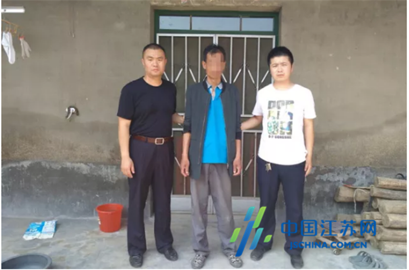 案中案！警方在调查一起盗窃案时意外发现嫌疑人竟冒充女性微信诈骗多人