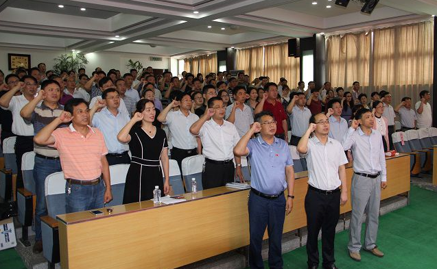 连云港海州区教育系统开展暑期党建活动