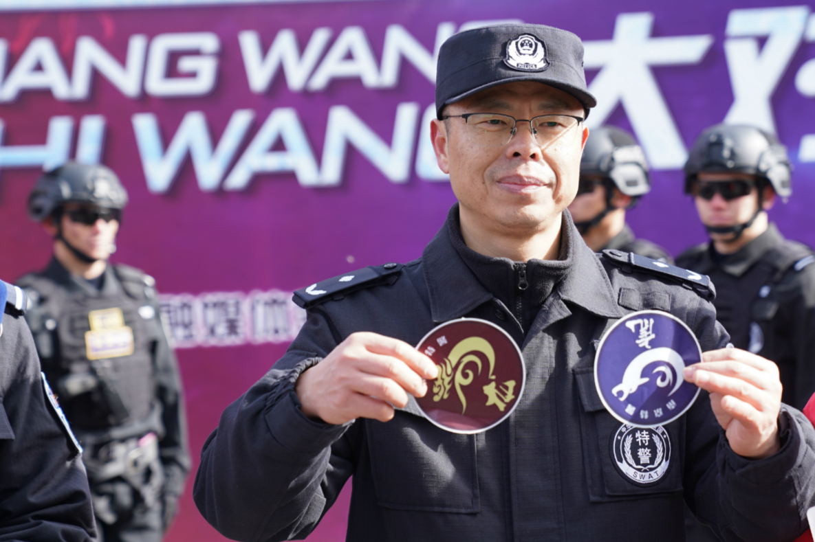 再次上楼搜狐娱乐康逸琨背景