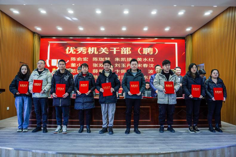 KAIYUN江苏启东东海镇：以“育苗成树”行动 促年轻干部培养“树茂成林”(图8)