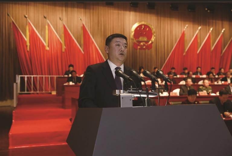 江宁区区长祁豫玮作政府工作报告.