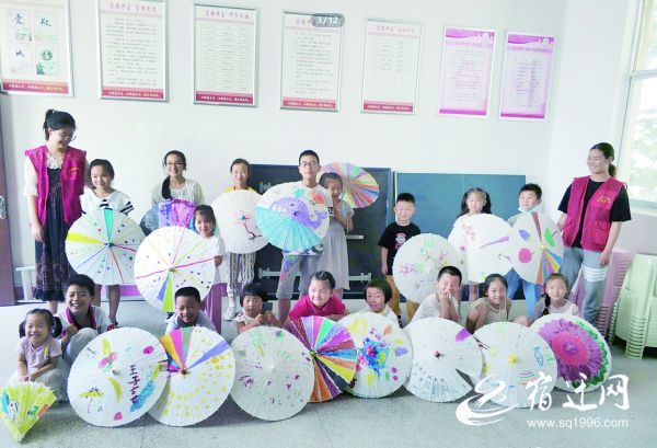 |法律宣讲、手工制作、防溺水教育……“七彩暑假”幸福少儿欢乐多