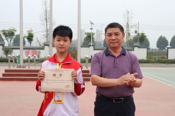 |江苏沭阳：从娃娃抓起 垃圾分类教育进校园