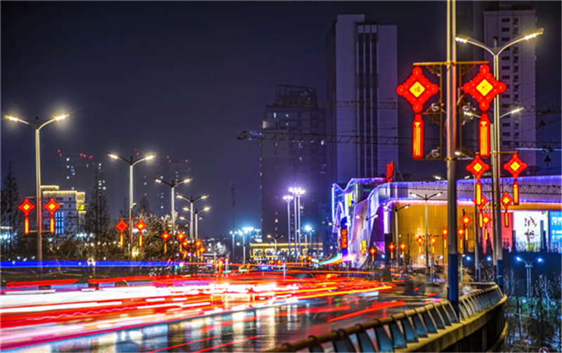 江苏宿迁:点亮城市夜景,浓浓年味扑面来