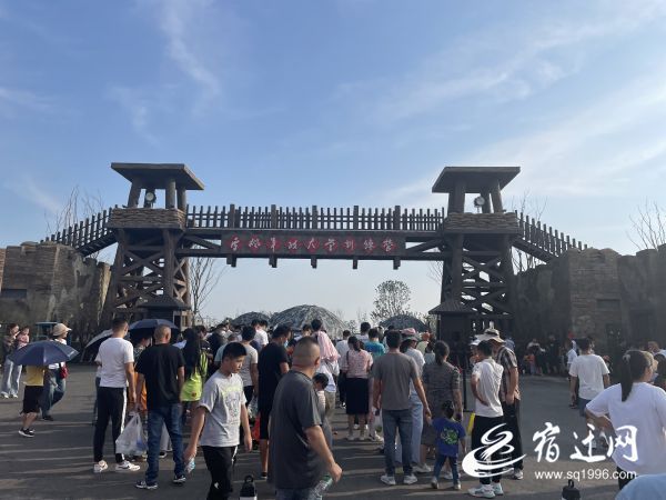 国庆期间每天2万名以上游客泗洪大王庄成红色打卡点