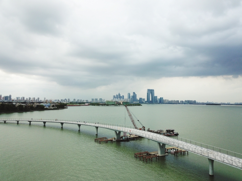 苏州工业园区金鸡湖环湖步道10月1日全面开放 全长14公里