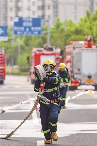 @靖江市首次举办专职消防站比武竞赛