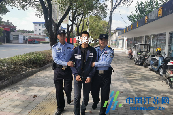 派出所人口普查中抓获逃犯_人口普查(2)
