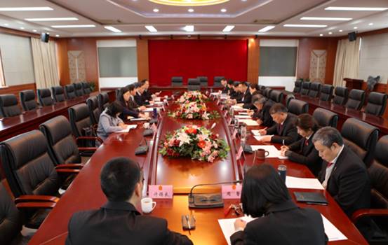 无锡中院来宜兴法院调研破产审判和执行工作