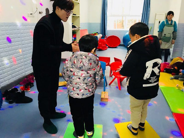 花艺师的主要职责文本德信娱乐