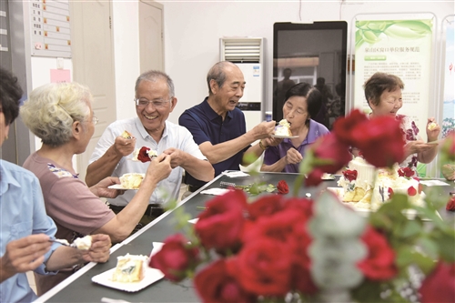 |金婚老人 过七夕
