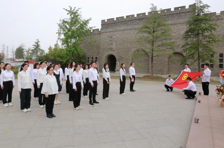 凝聚青春力量绽放绚丽光彩！徐矿青年这样过“五四”(图2)