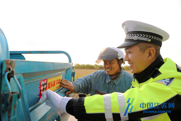 盐城交警短剧，展现交警风采，传递社会正能量