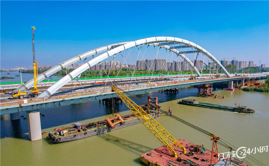 跨京杭运河特大桥建设现场