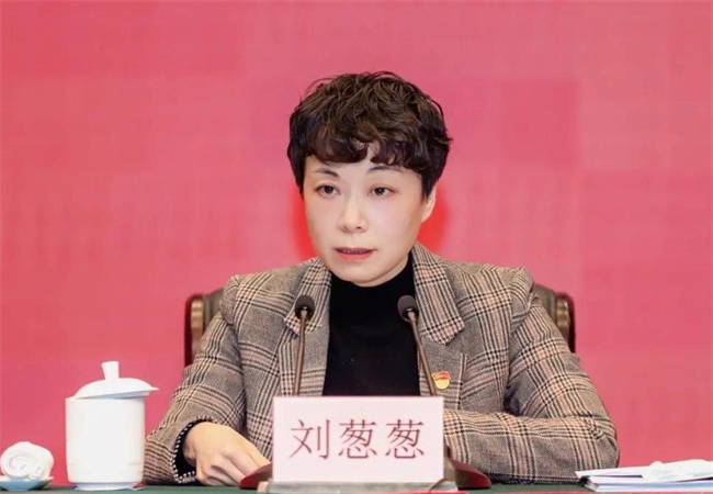 学习贯彻党的十九届六中全会精神无锡市委宣讲团走进滨湖区