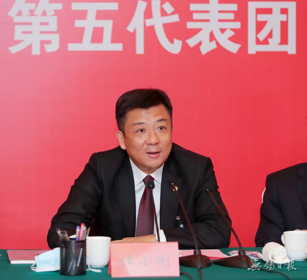 江苏 无锡 市委书记报道集 > 正文杜小刚说,市委报告突出政治立场