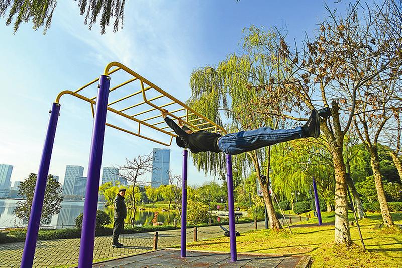 创成全国文明城市让市民共享文明成果