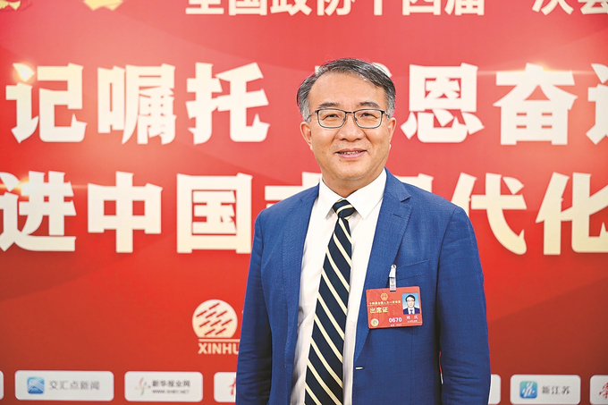 温暖时刻 一起履职丨刘庆:为加快实现高水平科技自立自强而奔跑_中国江苏网