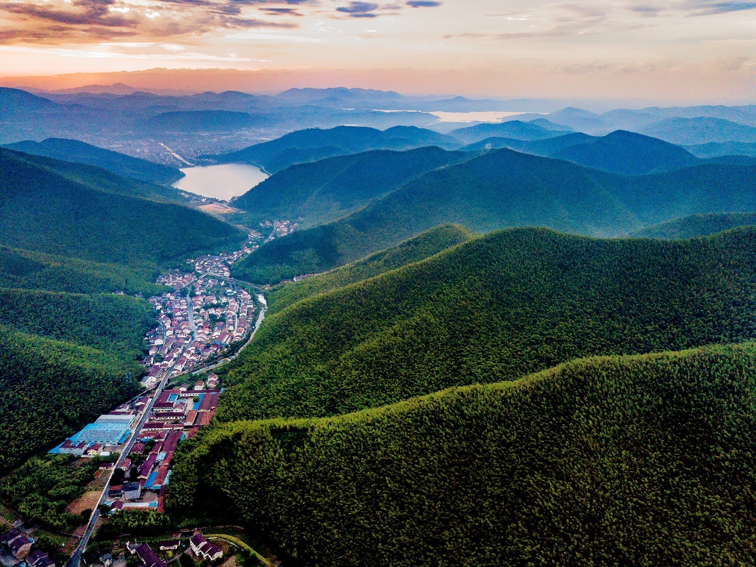 乡村的景色宜兴图片