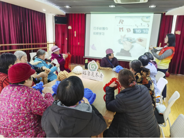 无锡新安:指尖传温情 织就幸福年_中国江苏网